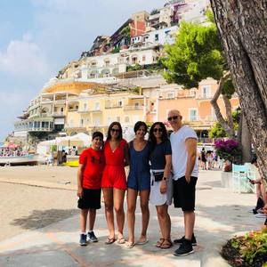 Meet your Posher, Rose